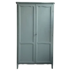 Armoire vintage vert de gris (rénovée)