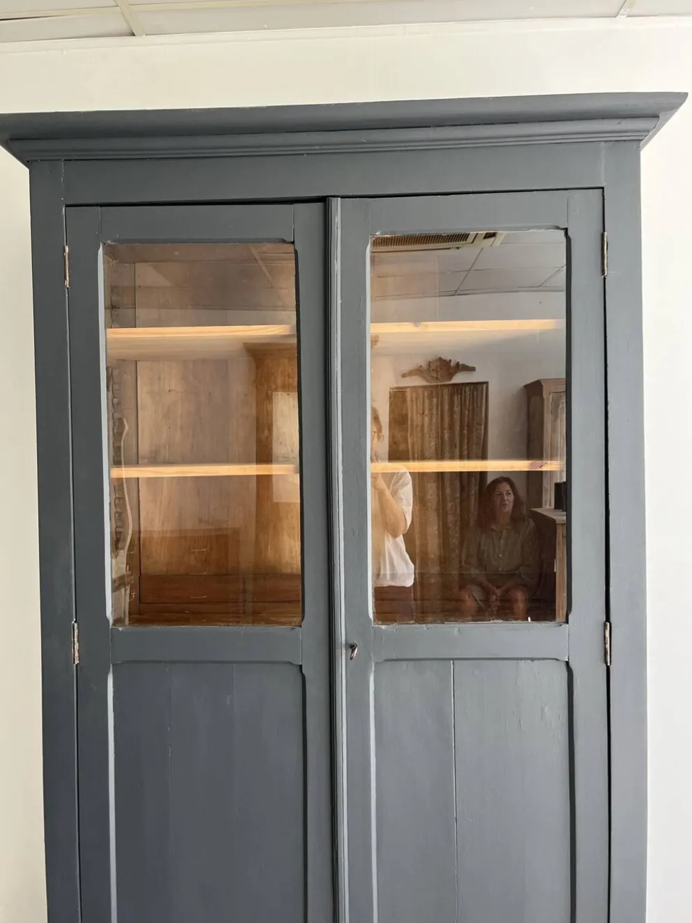 Armoire vitrée