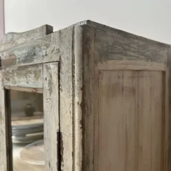 Armoire vitrée ancienne