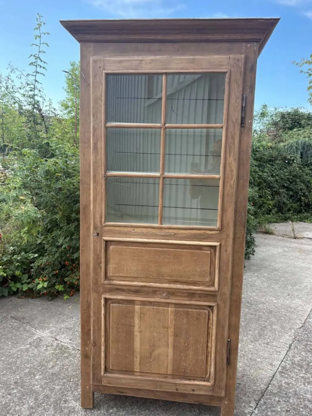 Armoire / vitrine ancienne en bois massif
