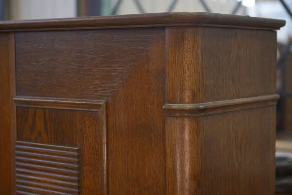 Armoire vitrine brutaliste en chêne Charles Dudouyt 1940’s