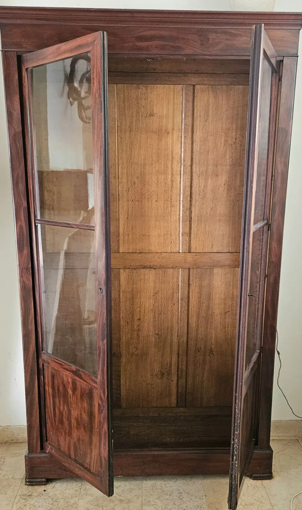 Armoire vitrine en acajou 19eme