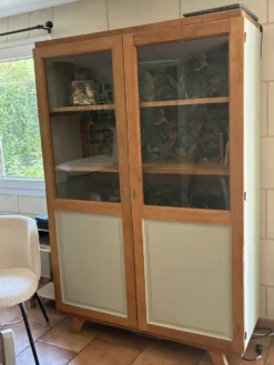 Armoire/vitrine/vaisselier
