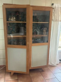 Armoire/vitrine/vaisselier
