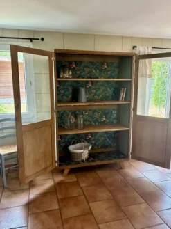 Armoire/vitrine/vaisselier