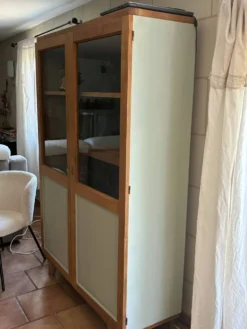 Armoire/vitrine/vaisselier