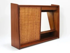 Arne Wahl Iversen Miroir Mural & Cabinet Étagère, Teck & Cane pour Brenderup Danemark