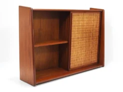 Arne Wahl Iversen Miroir Mural & Cabinet Étagère, Teck & Cane pour Brenderup Danemark