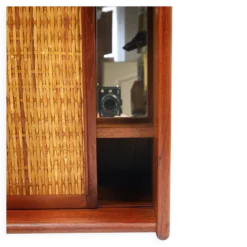 Arne Wahl Iversen Miroir Mural & Cabinet Étagère, Teck & Cane pour Brenderup Danemark
