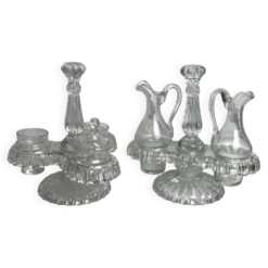 Arts de la table, deux serviteurs de table verre moulé début XXème