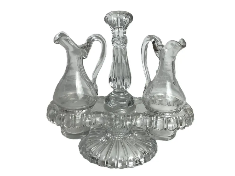 Arts de la table, deux serviteurs de table verre moulé début XXème