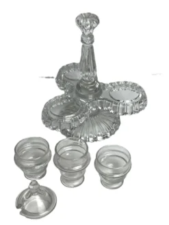 Arts de la table, deux serviteurs de table verre moulé début XXème