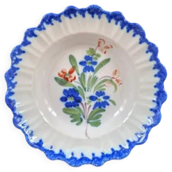Assiette ancienne décor floral