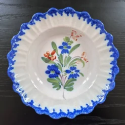 Assiette ancienne décor floral