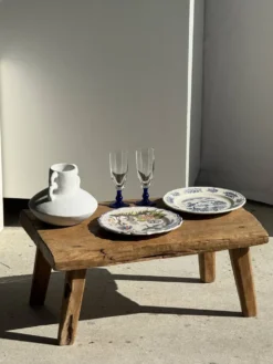 Assiette ancienne en faïence à décor de paysage bleu D24,5