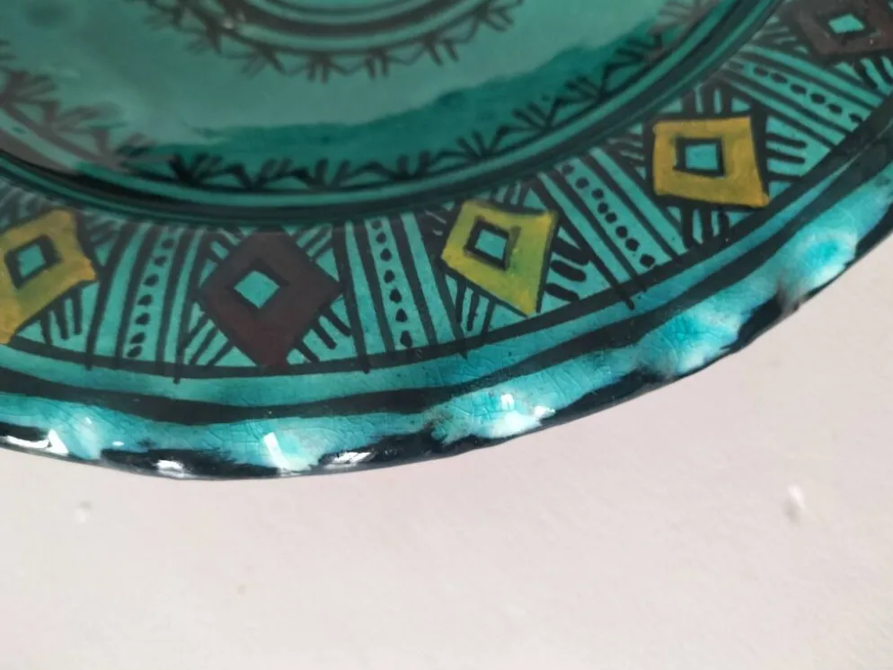Assiette artisanale marocaine en faïence turquoise – Safi