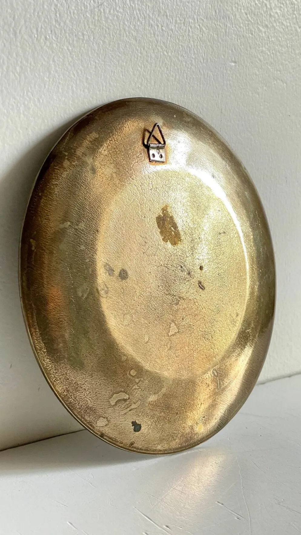 Assiette cloisonnée laiton vintage