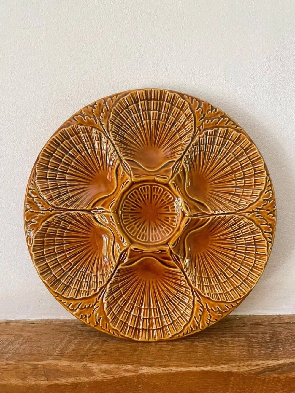 Assiette à coquillage en céramique