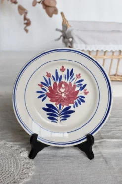 Assiette creuse ancienne faïence de Gien - Décor fleuri rouge et bleu