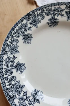 Assiette creuse ancienne terre de fer Saint Amand modèle Jane