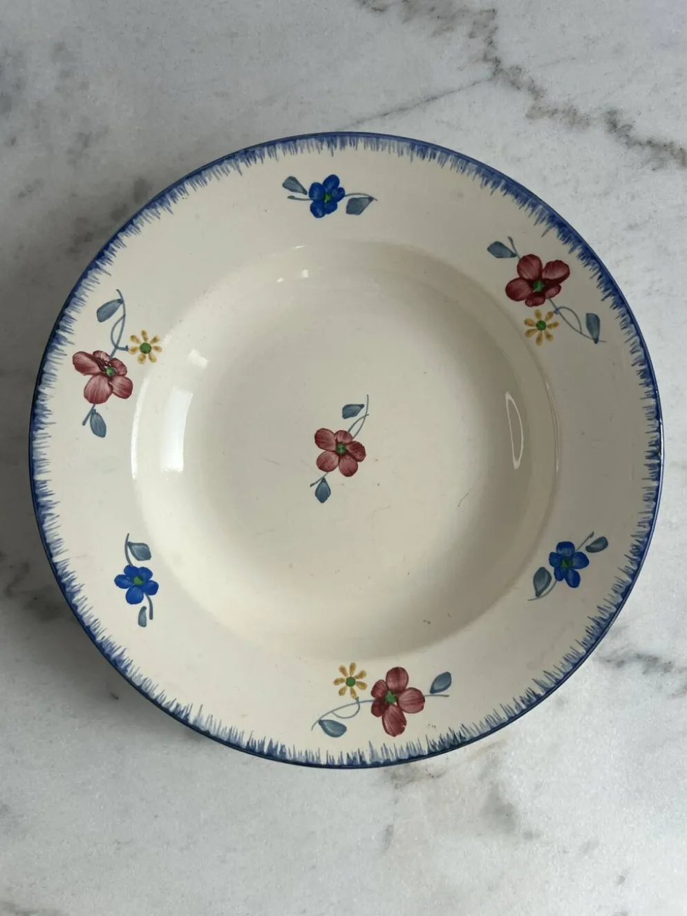 Assiette creuse Mary-Lou Digoin Sarreguemines peinte à la main