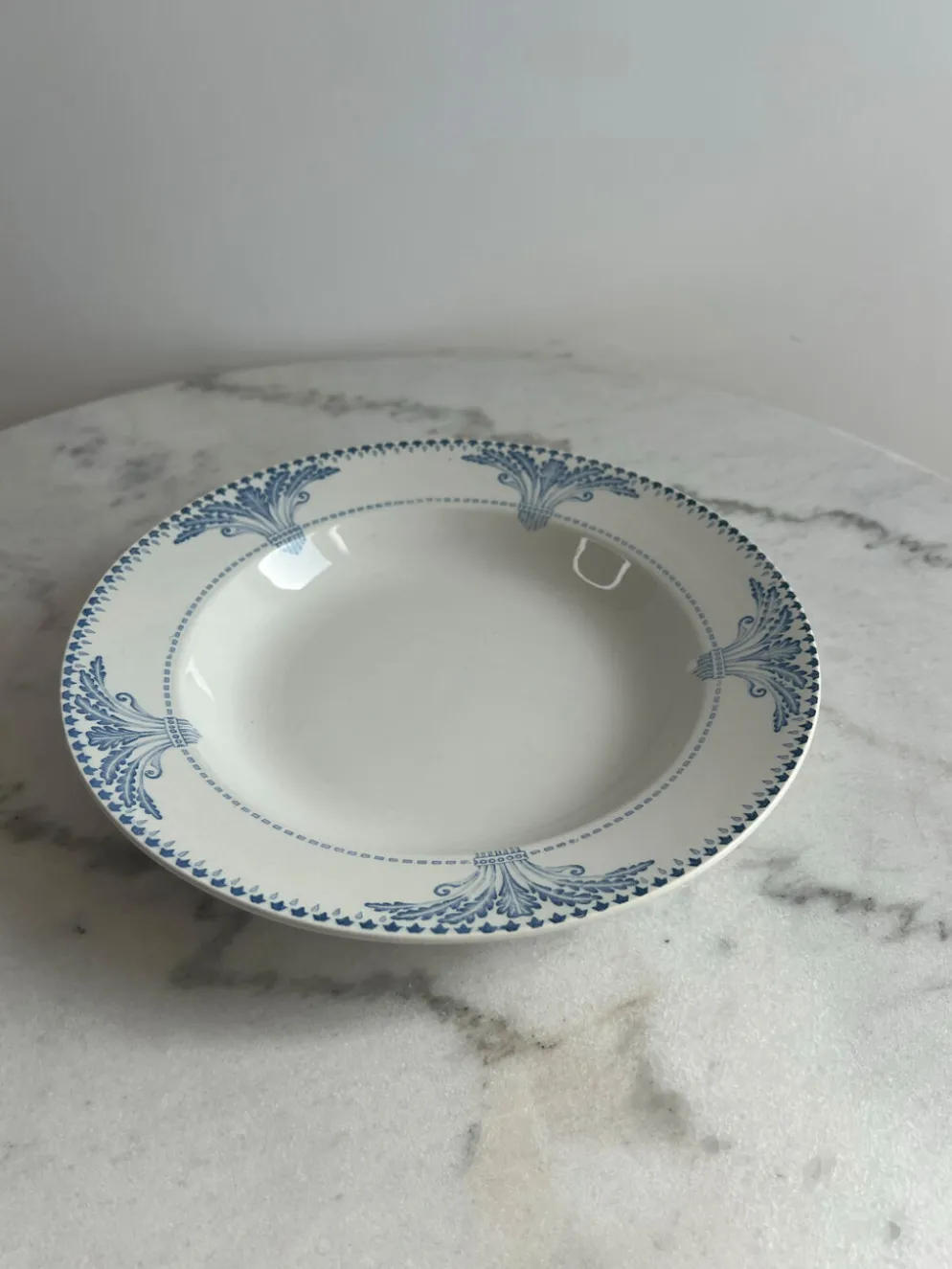 Assiette creuse Service Windsor Creil et Montereau 24cm