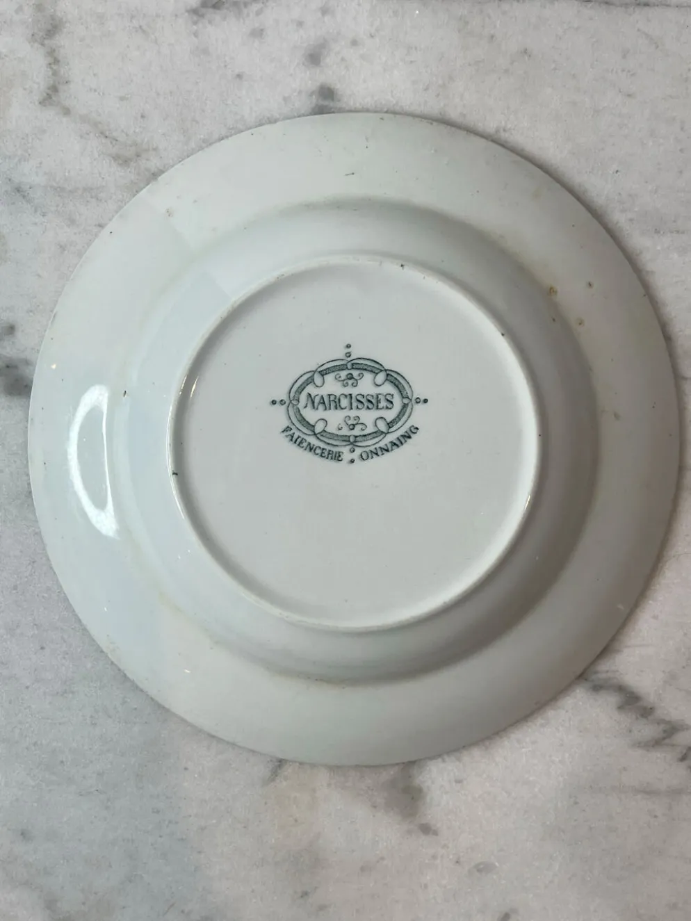 Assiette creuse terre de fer Narcisses Onnaing