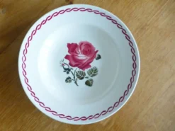 Assiette creuse vintage de Badonviller modèle Germaine 221274