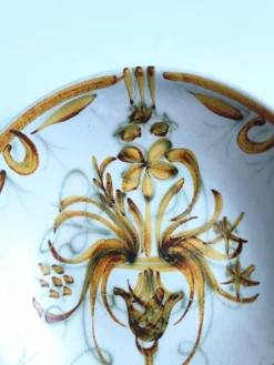 Assiette creuse vintage Keraluc Quimper France G6 plat décor floral bo