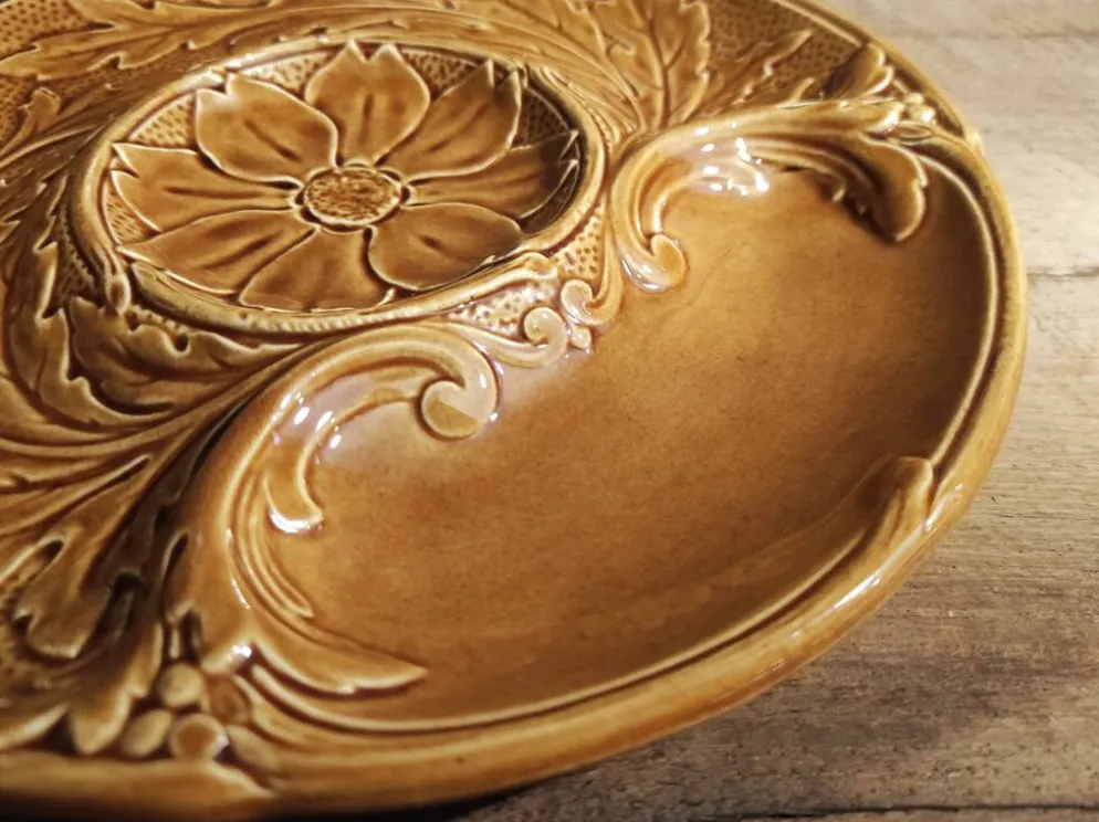 Assiette d’artichauts vintage Français en Majolica de Gien