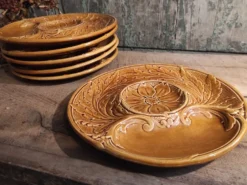 Assiette d’artichauts vintage Français en Majolica de Gien