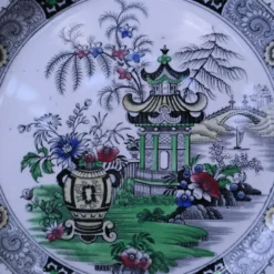 Assiette décoratif Creil et Montereau - Décor Japonais Polychrome XIXe