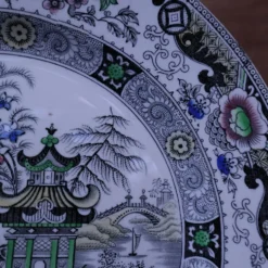 Assiette décoratif Creil et Montereau - Décor Japonais Polychrome XIXe