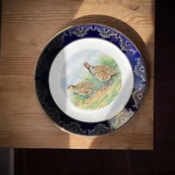 Assiette décorative Weatherby Royal Falcon Ware de 1972