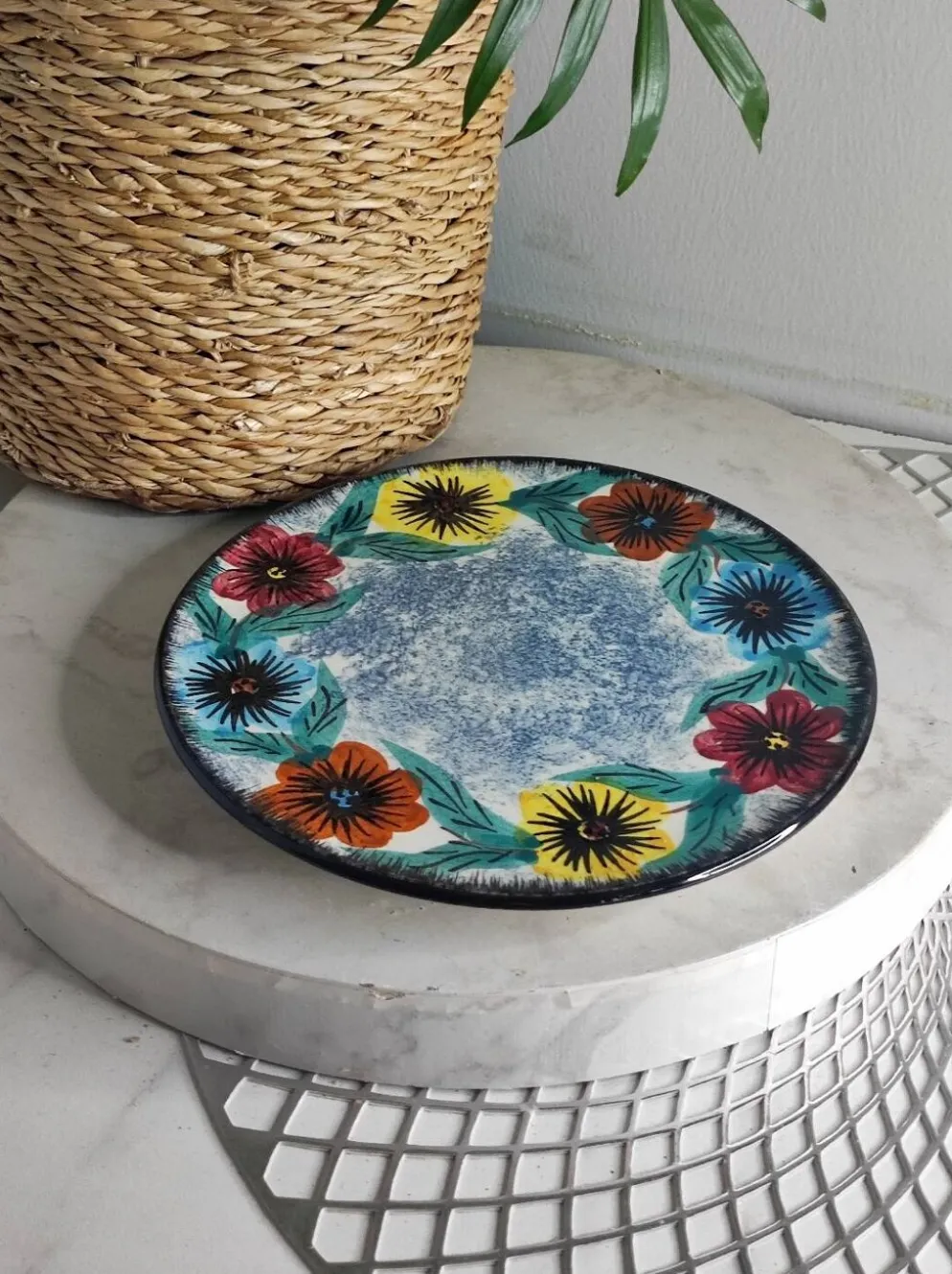 Assiette, dessous de plat en céramique