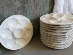 Assiette d'’huîtres en majolica de Longchamp