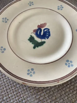Assiette en céramique italienne ancienne