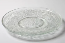 Assiette en verre Cibulak : plat moderne clair du milieu du siècle par Pavel Panek / 1974
