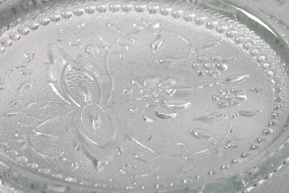Assiette en verre Cibulak : plat moderne clair du milieu du siècle par Pavel Panek / 1974