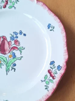 Assiette faïencerie de Gien modèle Lorraine fait main