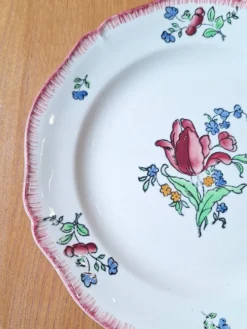 Assiette faïencerie de Gien modèle Lorraine fait main