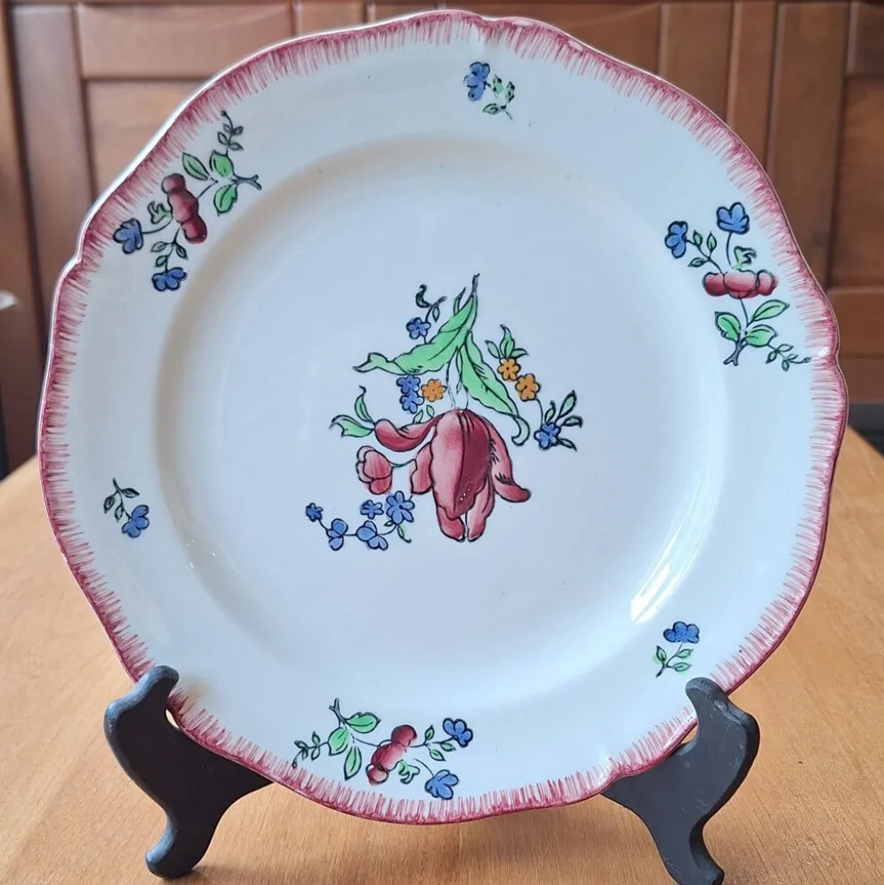Assiette faïencerie de Gien modèle Lorraine fait main