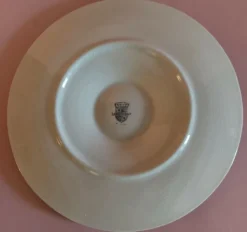 Assiette à huîtres en faïence blanche de Longchamp