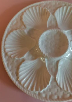 Assiette à huîtres en faïence blanche de Longchamp