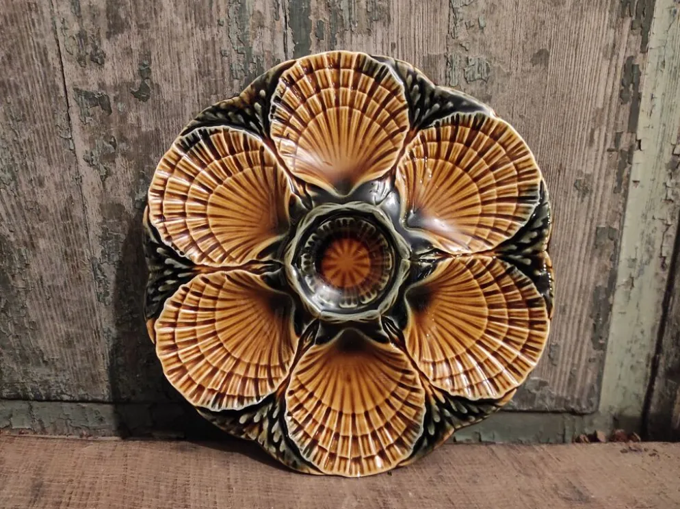 Assiette à huîtres en majolique vintage Français de Sarreguemines