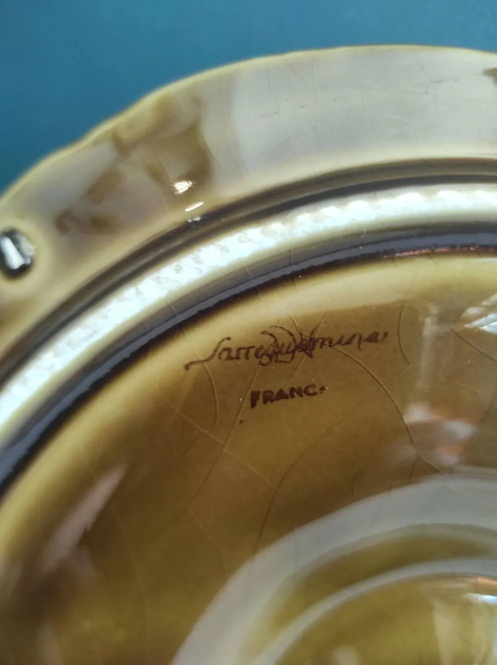 Assiette à huîtres vintage en majolique française de Sarreguemines