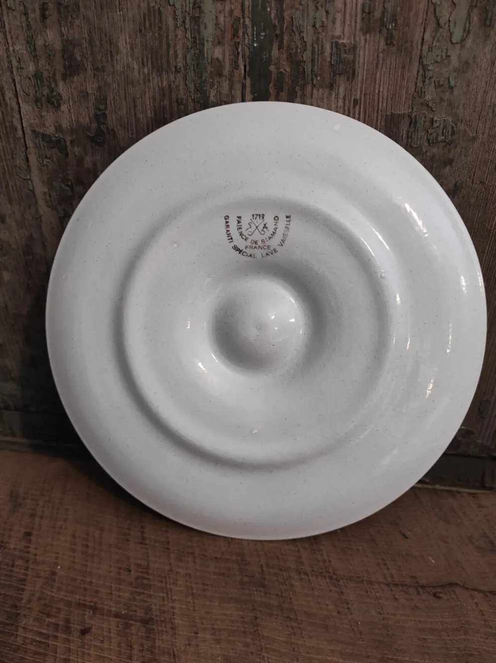 Assiette à huîtres vintage française en majolique blanche et verte