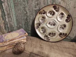 Assiette à huîtres vintage française de Pornic