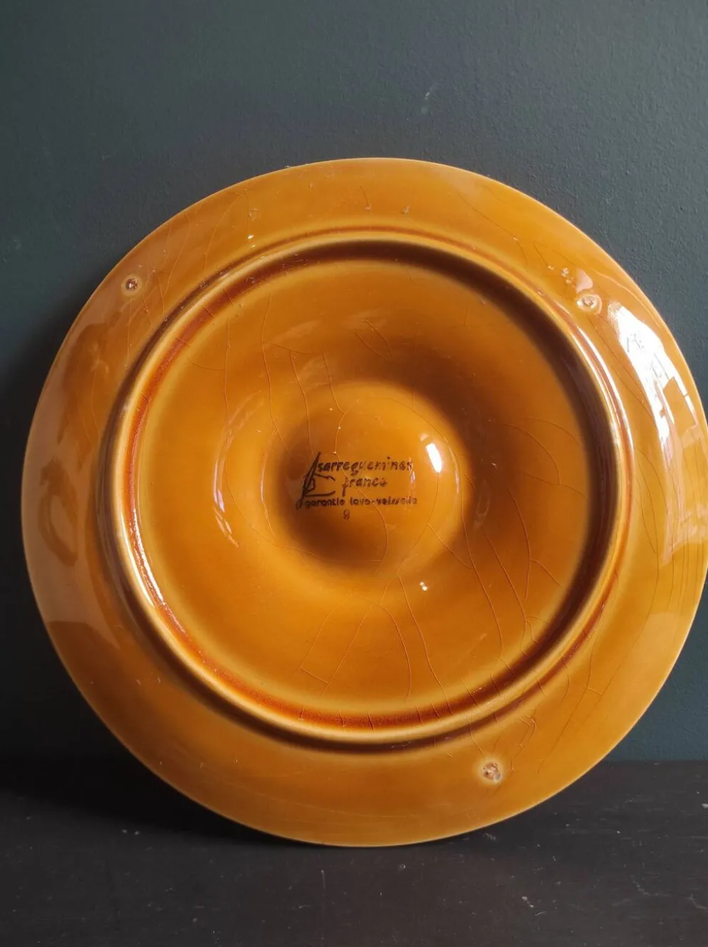 Assiette à huîtres vintage française en majolique de Sarreguemines