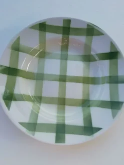 Assiette modèle nappe